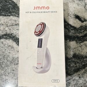 Hot and cold pulse beauty device.